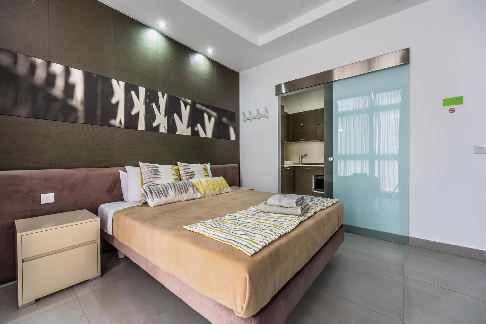 Jules Suites Saint Julian's 외부 사진