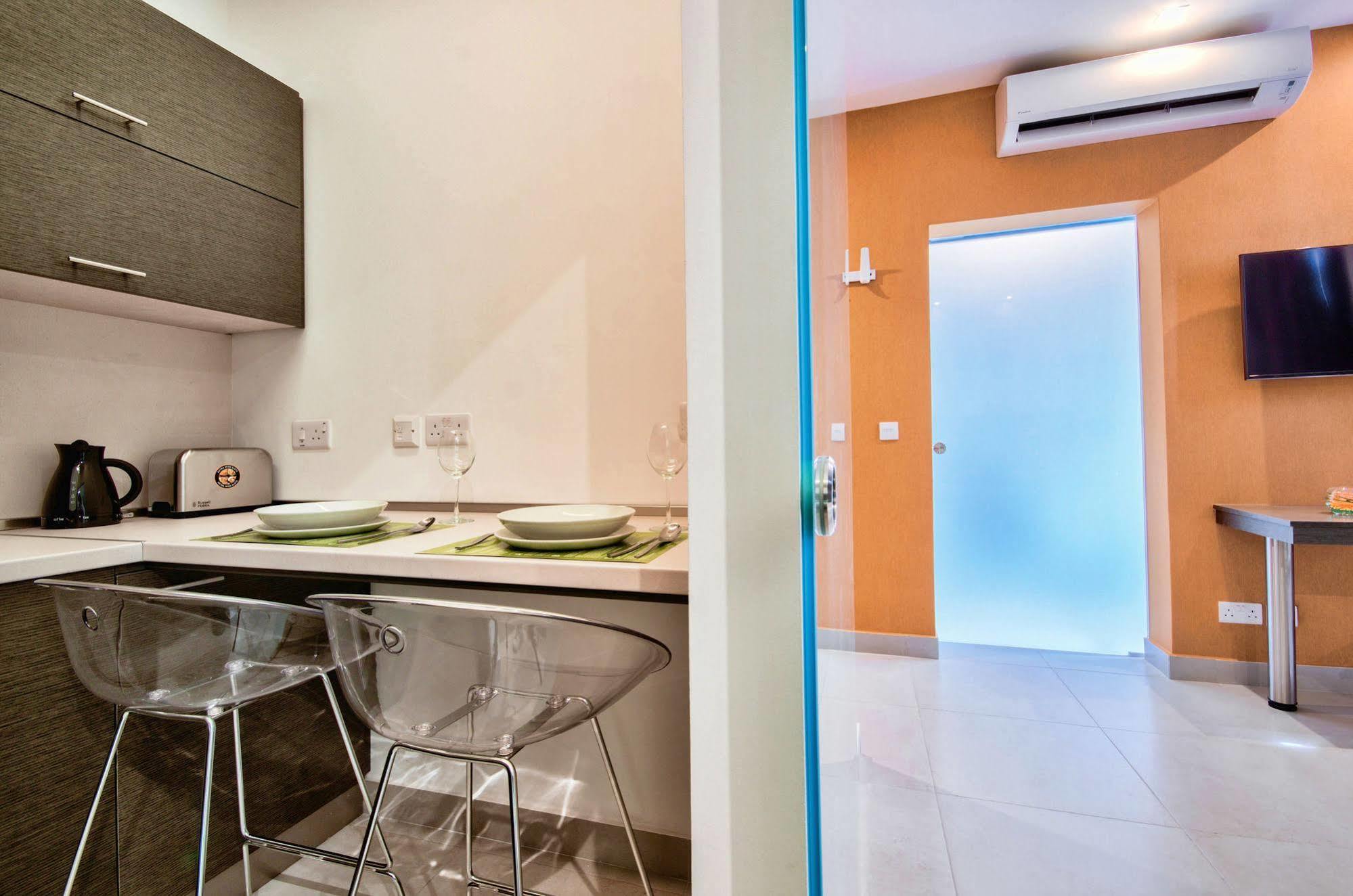 Jules Suites Saint Julian's 외부 사진