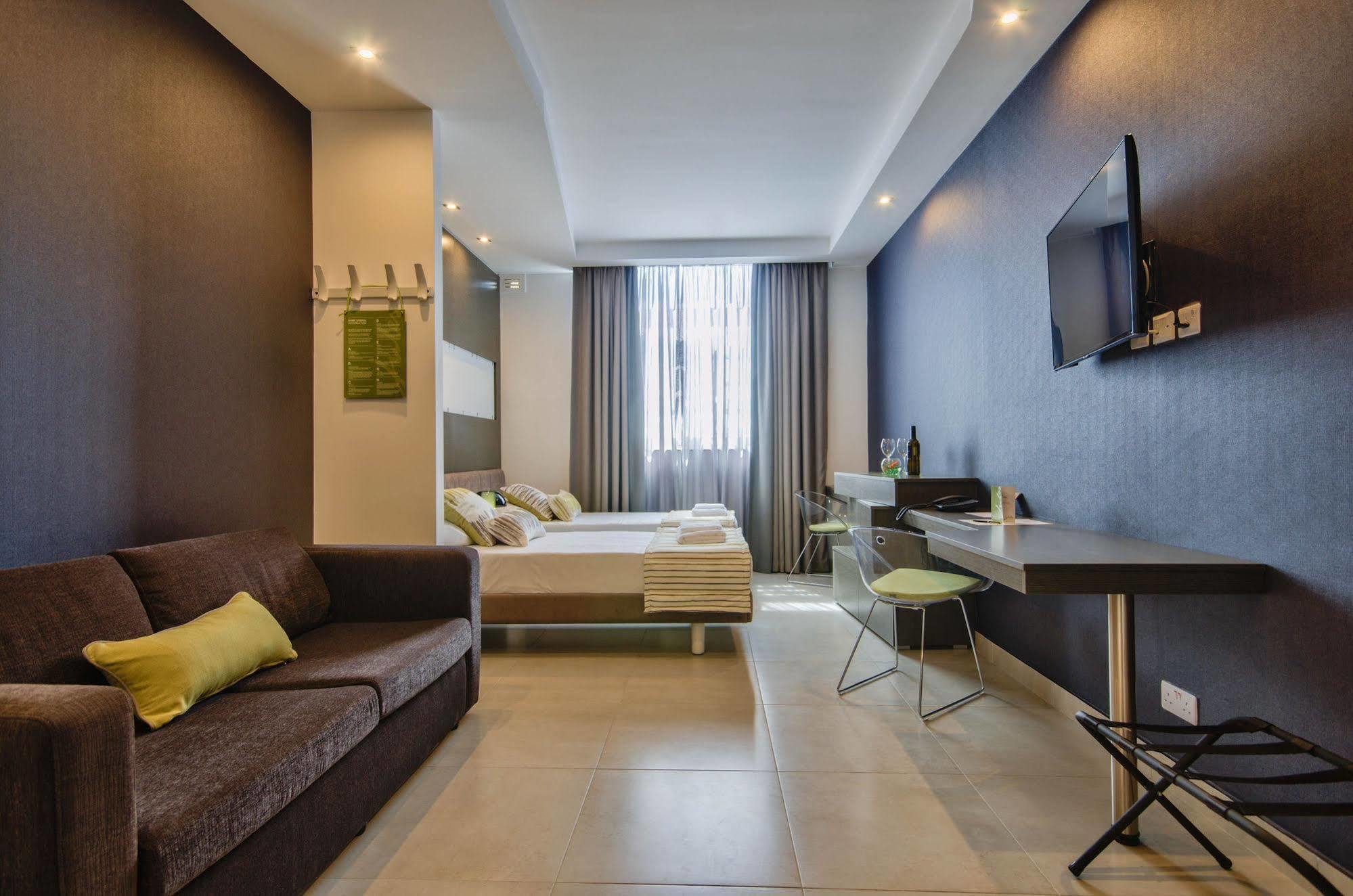 Jules Suites Saint Julian's 외부 사진