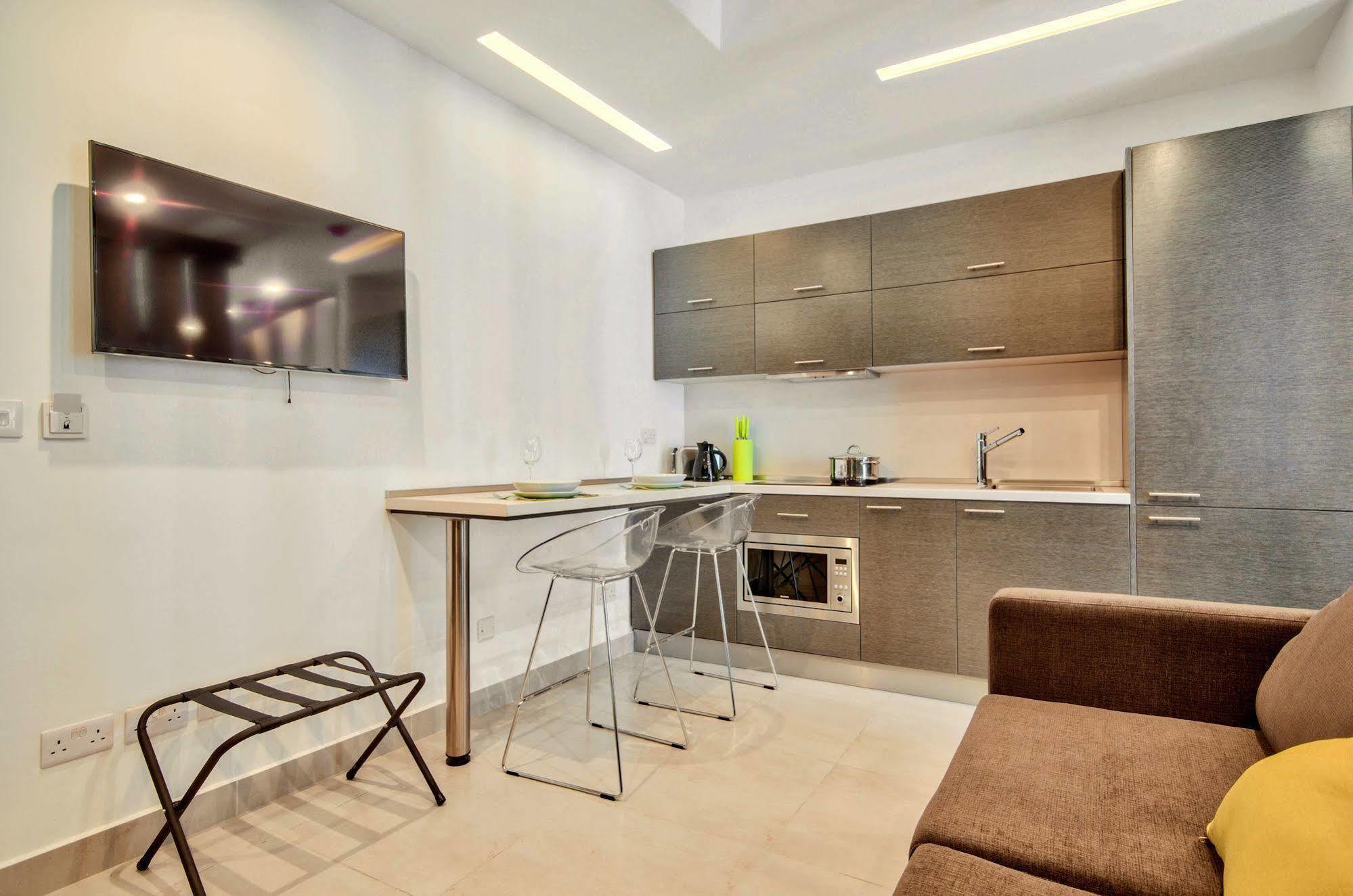 Jules Suites Saint Julian's 외부 사진