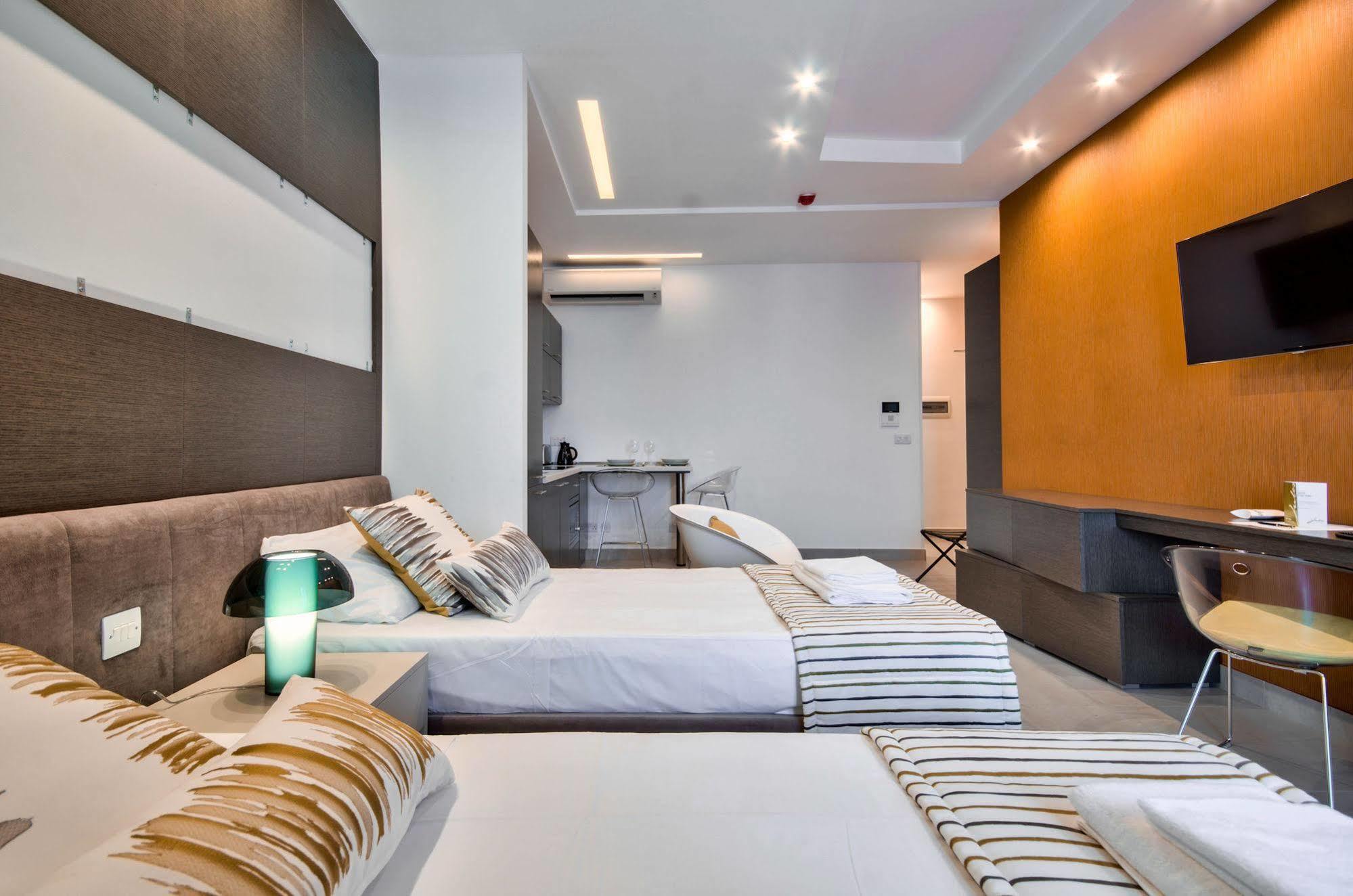Jules Suites Saint Julian's 외부 사진